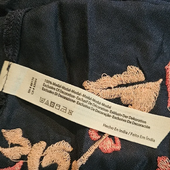 Free People Embroidered Aida Mini Slip Dress V Neck Sleeveless A Line S Navy NWT - Picture 12 of 15